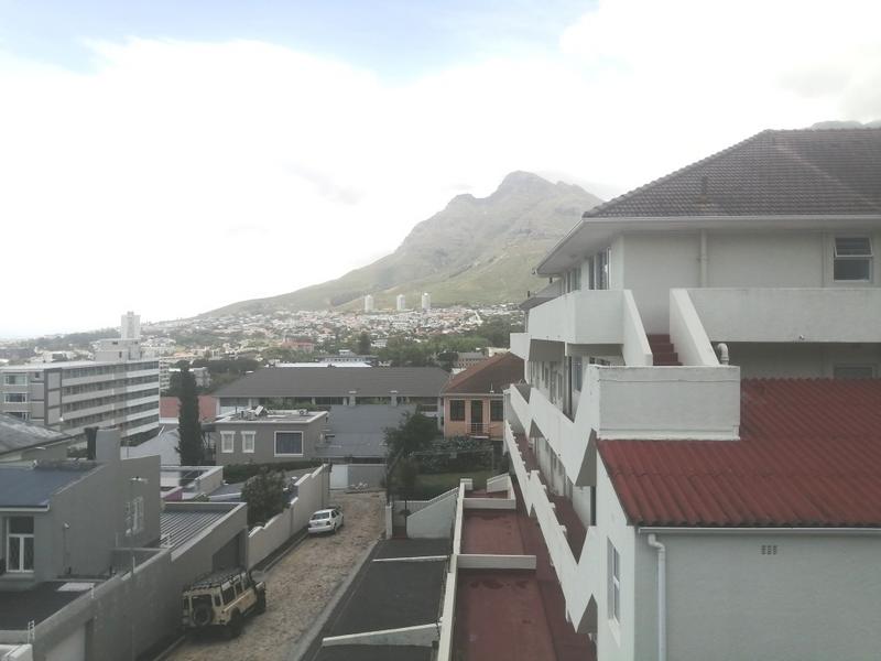 To Let 1 Bedroom Property for Rent in Gardens Western Cape